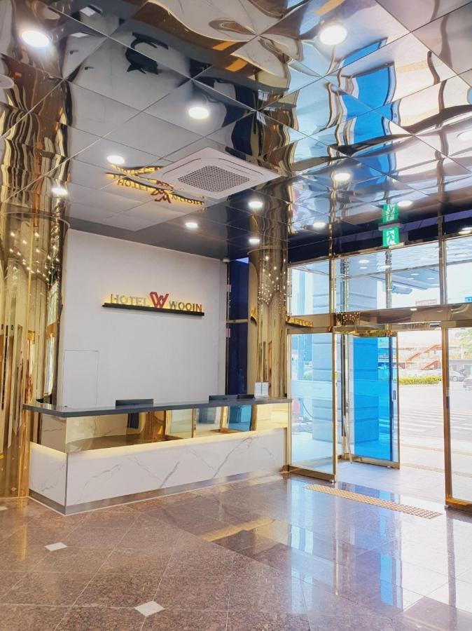 Hotel Wooin موكبو المظهر الخارجي الصورة