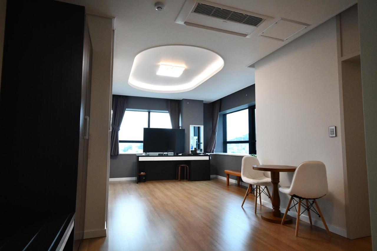 Hotel Wooin موكبو المظهر الخارجي الصورة